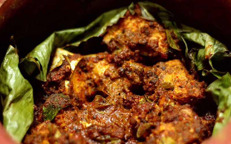Foods foreigners must try in SriLanka
