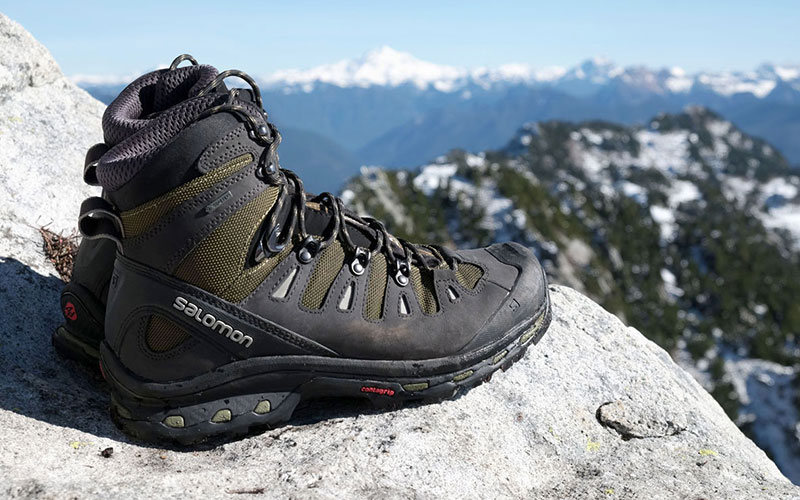 Mountain hiking factors
