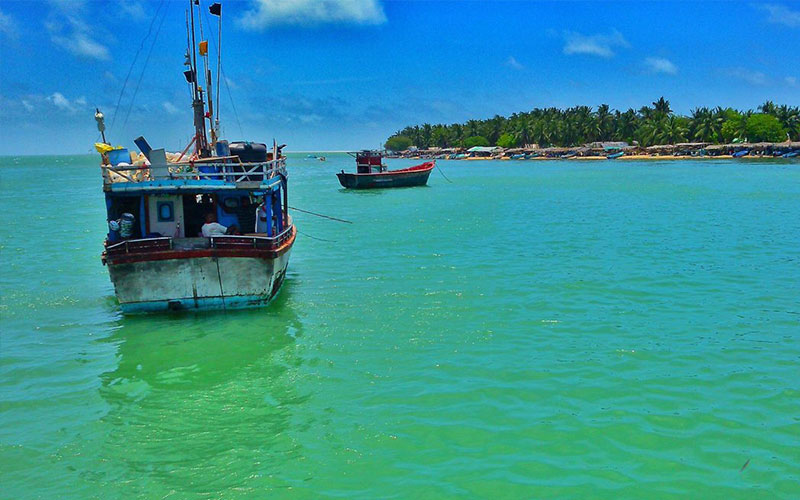 Boat Trips Sri Lanka