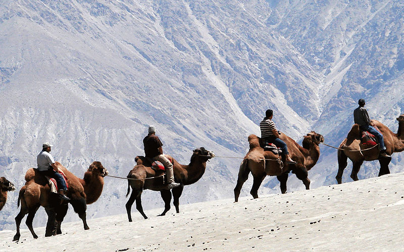 places in asia that can get the snow experience