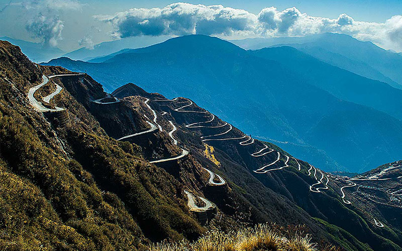 places in asia that can get the snow experience