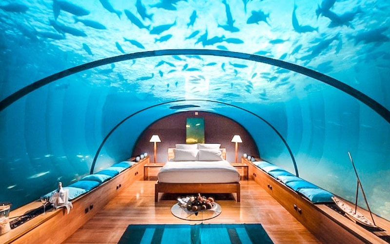 Worlds under sea hotels
