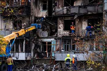 1761469095-russia_M.jpg
