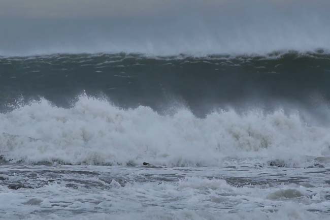 1761573926-weather-in-sea-area_L.jpg