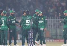 පාකිස්තානයට කඩුලු 7ක ජයක්