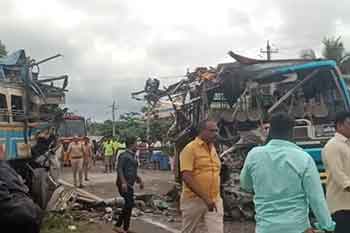 1763971420-Bus-accident-in-India_M.jpg