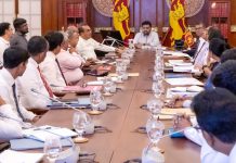 ජනපති සහ මාර්ග සංවර්ධන අධිකාරියේ ඉංජිනේරුවන් අතර සාකච්ඡාවක්