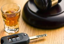 බීමත්ව සිටි විභාග ශාලාධිපතිගේ රාජකාරි අත්හිටුවයි