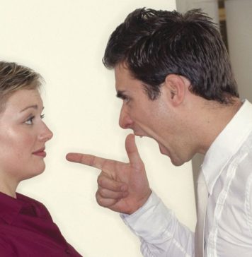 වහගන්නවා කට.. තව එක වචනයක්වත් එපා..