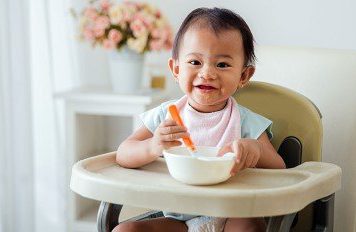 පොඩිත්තන්ට ආහාරයට සුදුසු “දියබත්.”