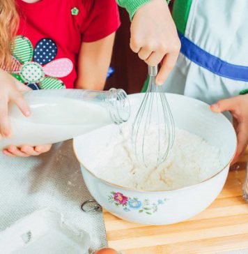 පොඩිත්තන්ට රස කෑම – ක්රීම් චීස් ස්ට්රෝබෙරි කුකීස්