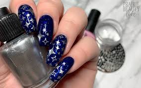 NAIL ART: Rich Blue Starry Night Skies Nails - Prairie Beauty