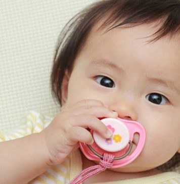 ඔයාගෙ පොඩ්ඩටත් සූප්පුව නැතුව බැරිද ?