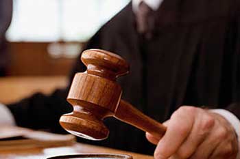 ජාතික අධ්යාපන ආයතනයේ හිටපු අධ්යක්ෂවරයාට එරෙහිව ශ්රේෂ්ඨාධිකරණයෙන් නීතිපතිට නියෝගයක්