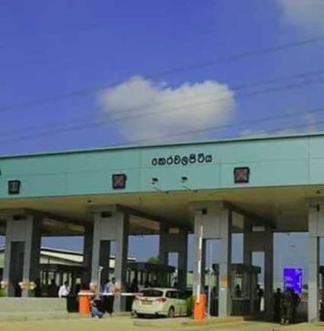 කෙරවලපිටිය-ඇළකන්ද මාර්ග කොටස සංවර්ධනය යළි ඇරඹේ