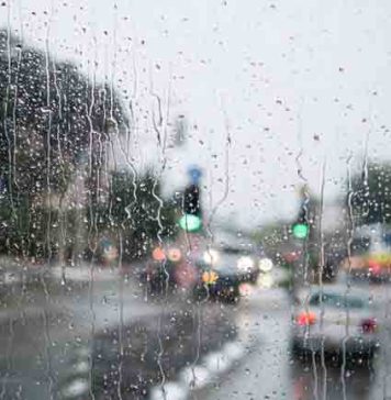 ප්රදේශ කිහිපයකට හවසට ගිගුරුම් සහිත වැසි