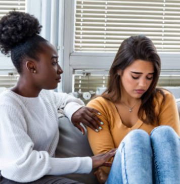 දුක අහන්න යන්න එපා එතකොට දුක වැඩියි!