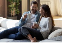 ඔයාගෙ දරුවෙක් Living together ඉන්න හැදුවොත් මොකද කරන්නෙ?