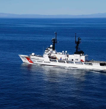 නාවික ඉතිහාසයේ දීර්ඝතම මුහුදු ගමන සනිටුහන් කරමින් P628 නෞකාව මංගල ගමනේ..