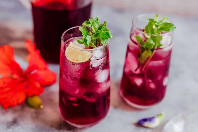 How-to-make-Hibiscus-Tea-its-Benefits-4.jpg