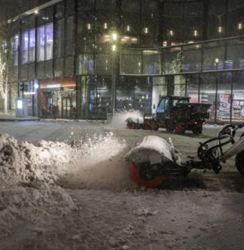 නිව්යෝර්ක් Lockdown වෙයි