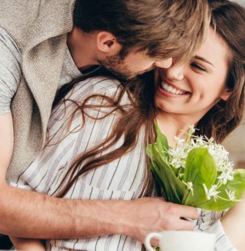 එයාගේ ප්රථම ප්රේමය ඔයා නෙවෙයිද?