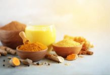 ලෙමන් යුශ,කහ,ගම්මිරිස් ඇට යෙදූ පානය දිනපතා පානය කිරීමෙන් ලැබෙන ප්රයෝජන..