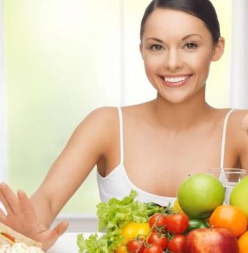 තරුණ ගැහැණු ළමයිට සෞඛ්ය සම්පන්නව ඉන්න නම් ඕනෙ කරන විටමින් වර්ග…