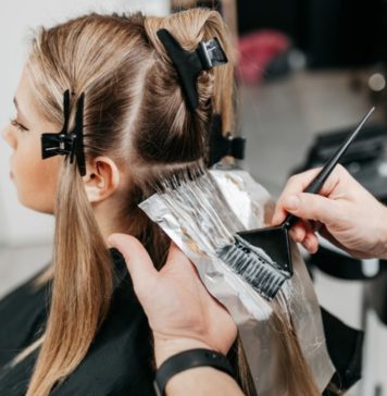 Hair colour එකක් කරන්න කලින් ඔබ දැනගත යුතුම කරුණු..