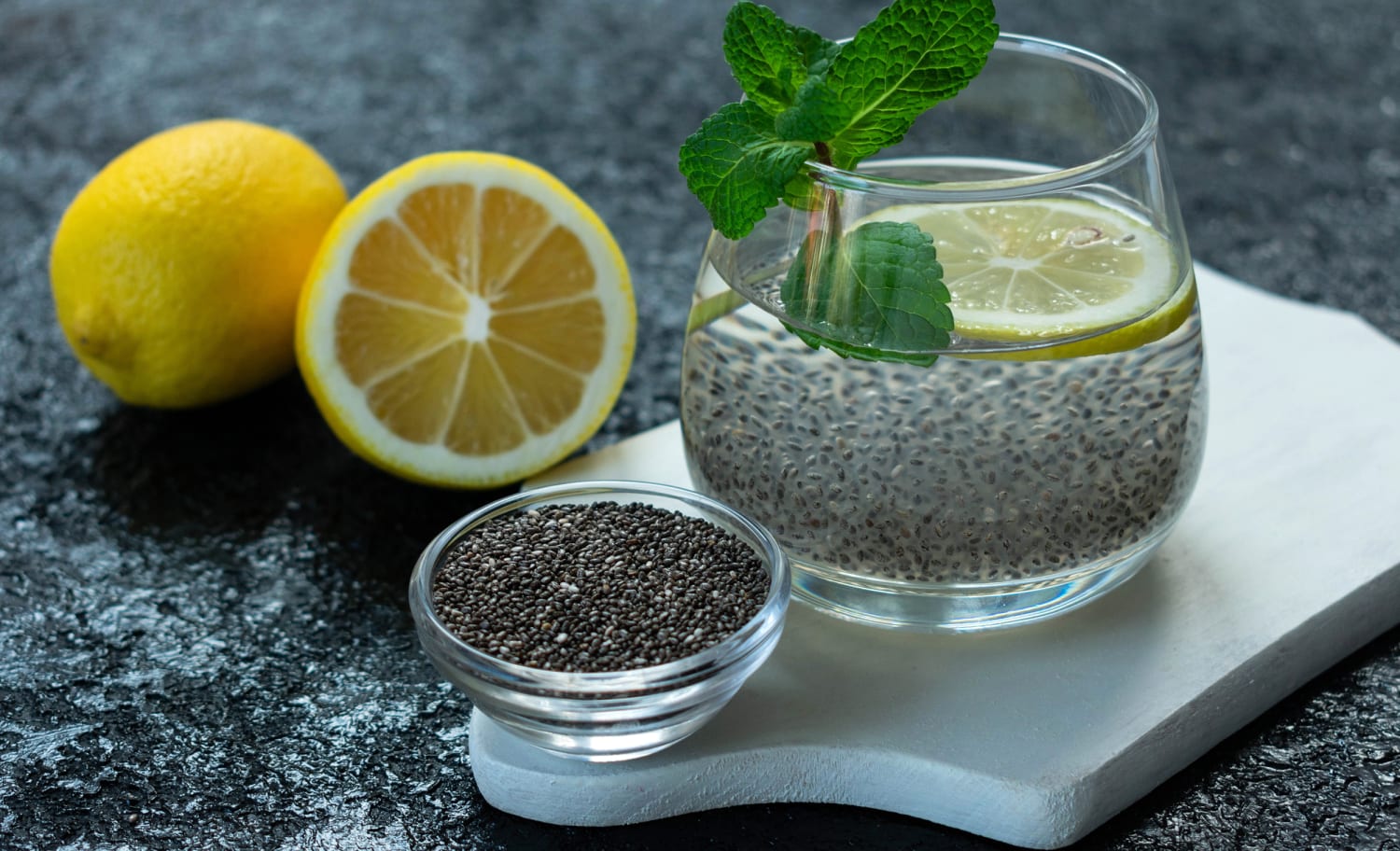 Internal Shower Drink: Benefits of Chia Seeds, Lemon Water for Constipation and Bloating