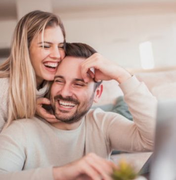 ප්රේමණීය සබඳතාවයක් පවත්වාගෙන යන්න උදව්වෙන ටිප්ස් කීපයක්