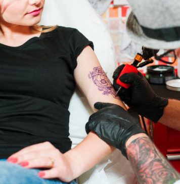 Tattoo එකක් කරන්න කලින් මේ දේවල් දැනගන්න.