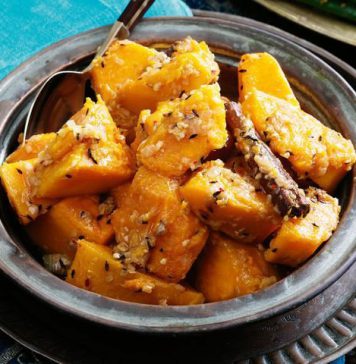 හැමදාම හදන වට්ටක්කා කරිය වෙනුවට කළුපොල් මාලුවක්..