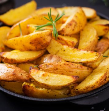 සති අන්තේ ෆිල්ම් බලන ගමන් කන්න.. Potato Wedges