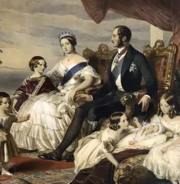 රාජකීයත්වය තම ප්රේමයට බාධාවක් කර නොගත් ඔවුන් ගේ නොමියෙන ප්රේමය