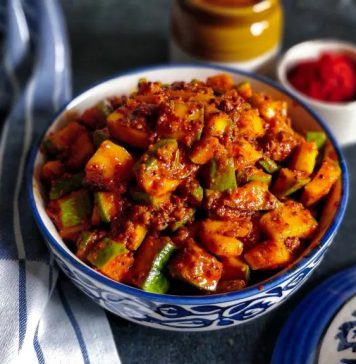 කෑම මේසය රසවත් කරන අච්චාරු වර්ග 4 ක්.