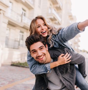 දෙදෙනාගේ ආදරය වැඩිකර ගනිමින් විවාහයේ සතුට දිගු කාලයක් රැක ගන්නෙ මෙහෙමයි.