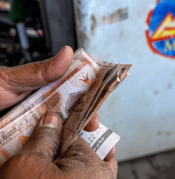 ඉරාන යුද්ධයේ දෝංකාරය පකිස්ථානය, ඊජිප්තුව සහ ශ්රී ලංකාව වැනි රටවල සාමාන්ය වැසියාගේ ජීවිත අඳුරට ඇද දැමූ හැටි…