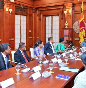 තානාපතිවරුන්, මහකොමසාරිස්වරුන් සහ රාජ්ය නියෝජිතයන් 10 දෙනෙකුගේ පත්වීම් සඳහා උසස් නිලතල පිළිබඳ පාර්ලිමේන්තු කාරක සභාවේ අනුමැතිය