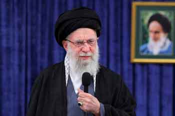 1989 සිට ඉරානය භාරව සිටි කමේනි ගැන ඔබ නොදත් දේ