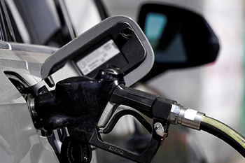 අමෙරිකාවේ පෙට්රල් මිල ඉහළට