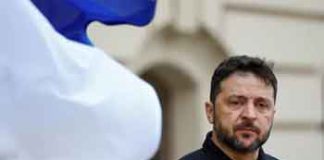 මැදපෙරදිග යුද්ධය නිසා යුක්රේනයට ආයුධ සොයාගත නොහැකි වේයැයි සෙලෙන්ස්කි බියෙන්