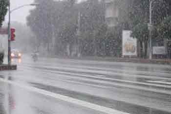 පස්වරු 2න් පසුව ස්ථාන කිහිපයකට වැසි