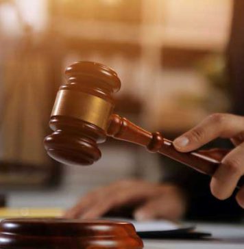 හොර ඔප්පු හැදූ නීතිඥවරියකට සිරදඬුවම්