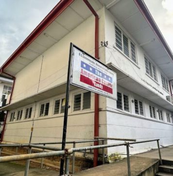 මහනුවර ඇමරිකානු කෝනර් ආයතනය වීඩියෝ කළ විදේශිකයා ගැන පරීක්ෂණයක්