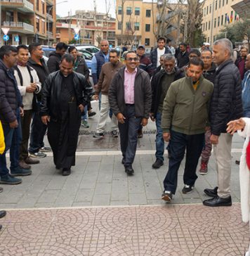 ඇමති බිමල් රෝමයේ ලාංකිකයෝ හමුවෙයි…