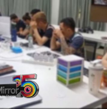 චීන, වියට්නාම් ඔන්ලයින් ජාවාරම්කරුවන් පිරිසක් ගොඩකන්දෙන් අල්ලයි