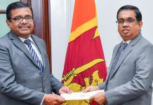 වැවිලි සහ ප්රජා යටිතල පහසුකම් අමාත්යාංශයේ නව ලේකම් ගුණදාස සමරසිංහ – Saru News | සිංහල