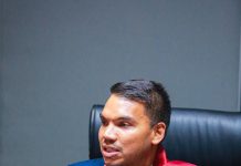 කලින් නෑ කියපු ආණ්ඩුව ඇයි එකපාරට තෙල් මිල වැඩි කළේ -නාමල් රාජපක්ෂ