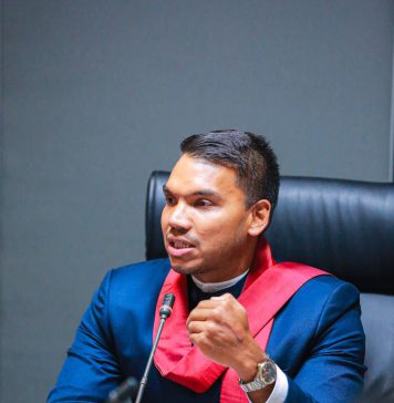 කලින් නෑ කියපු ආණ්ඩුව ඇයි එකපාරට තෙල් මිල වැඩි කළේ -නාමල් රාජපක්ෂ